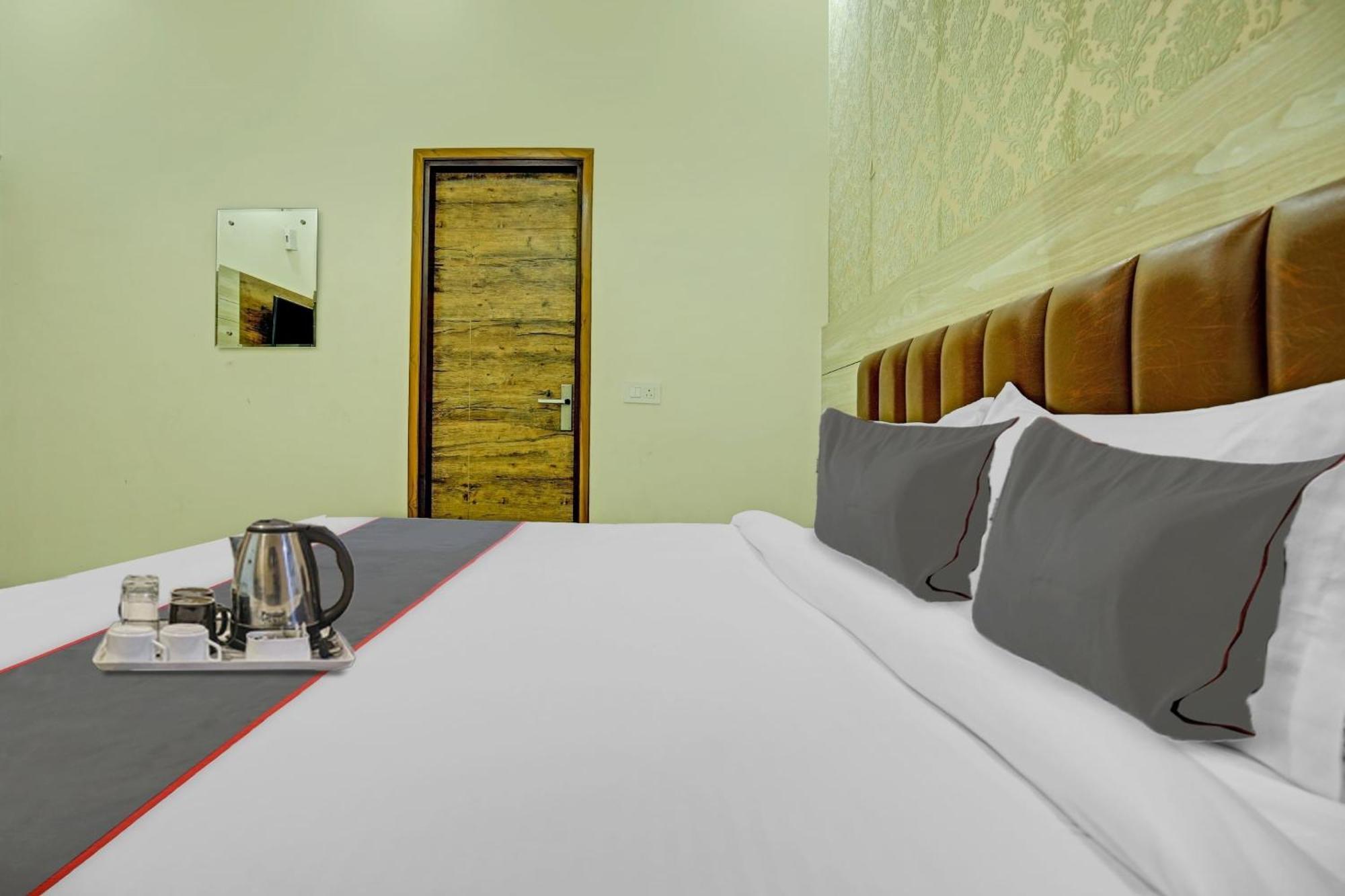 Collection O Rd Hotel Zirakpur Exteriér fotografie